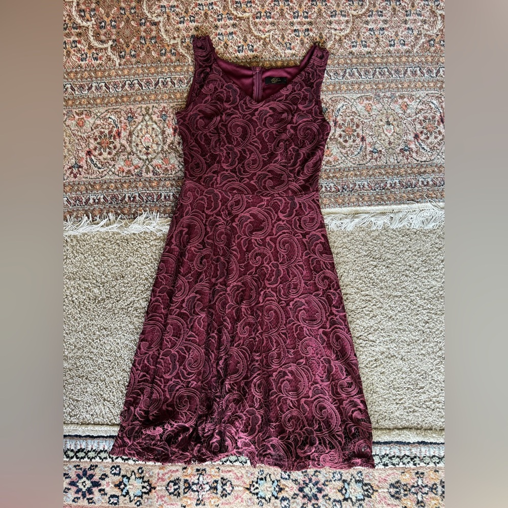 Dressy Star Lace Dress Size Small Bundle Of 3 - Picture 15 of 16